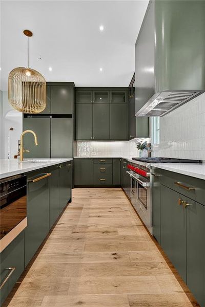 Furnished interior view inside a new home in , Atlanta (Image 32).