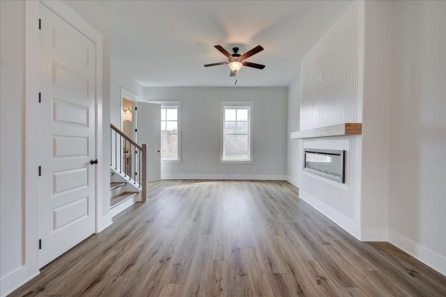 Spacious, unfurnished interior of a new home in Barrett Pointe, Kennesaw (Image 12).