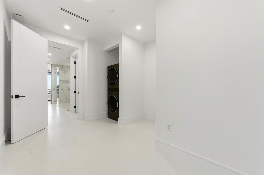 Spacious, unfurnished interior of a new home in , Riviera Beach (Image 19). Spacious, unfurnished interior of a new home in , Riviera Beach (Image 19).