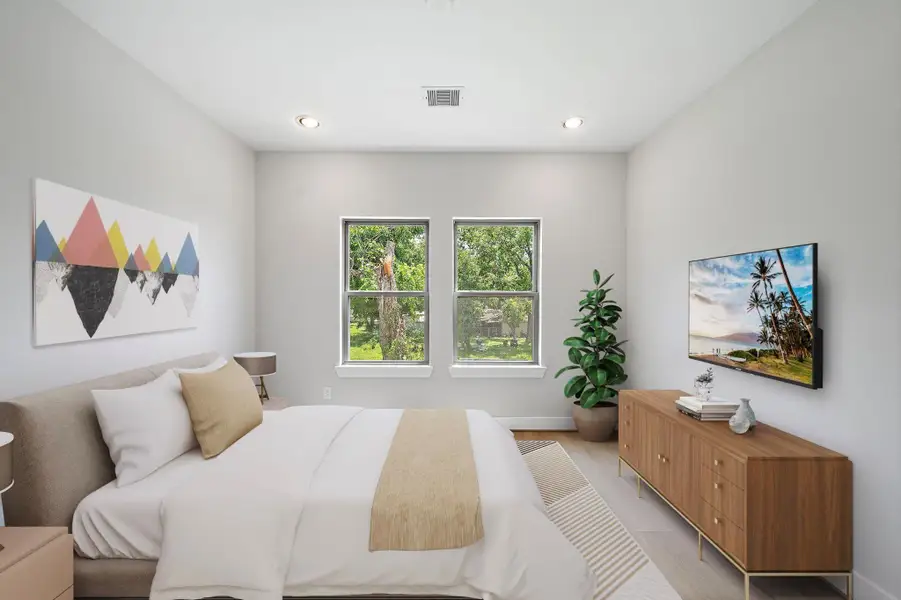 Image 4 of a home in . Image 4 of a home in .