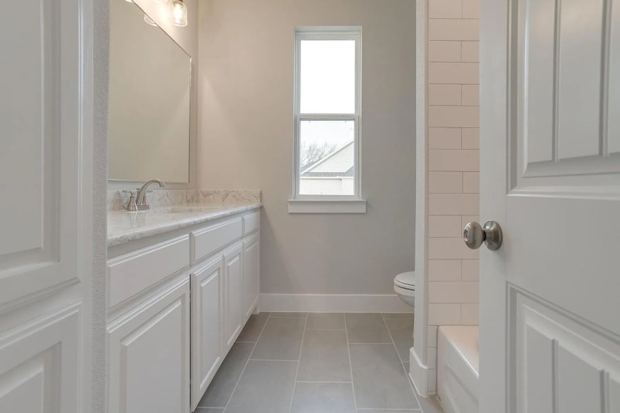 Representative furnished interior of a home built from the The Finley by Elmwood Custom Homes in Matthews Farm, Venus (Image 33). Representative furnished interior of a home built from the The Finley by Elmwood Custom Homes in Matthews Farm, Venus (Image 33).