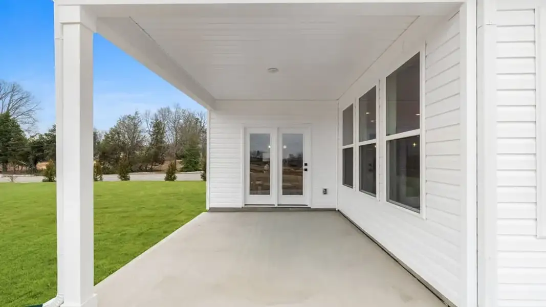 Exterior details and patio area of a home in Cottonwood Ridge, Piedmont (Image 3).