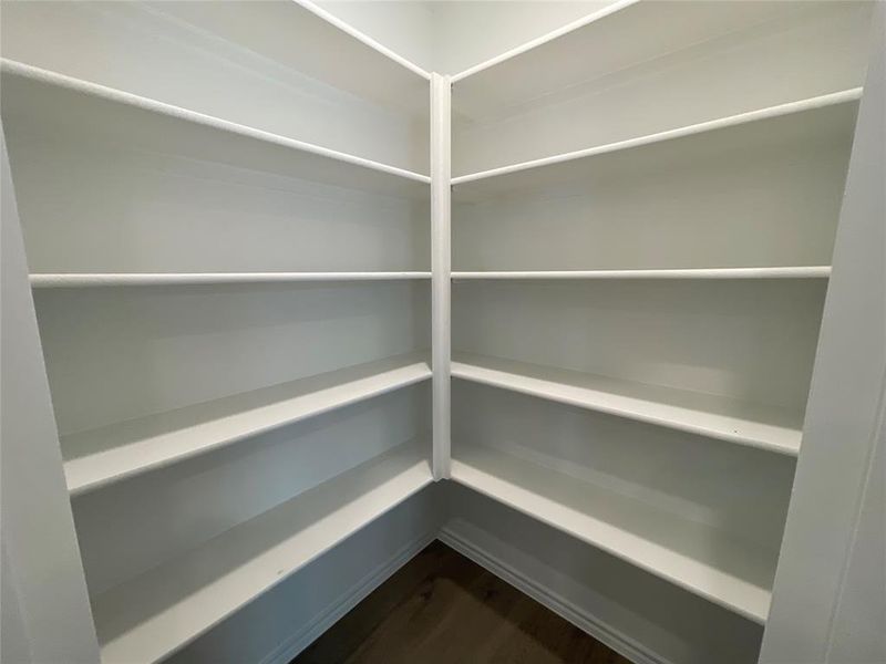 Close-up of interior finishes inside a home in Elevon, Lavon (Image 6).