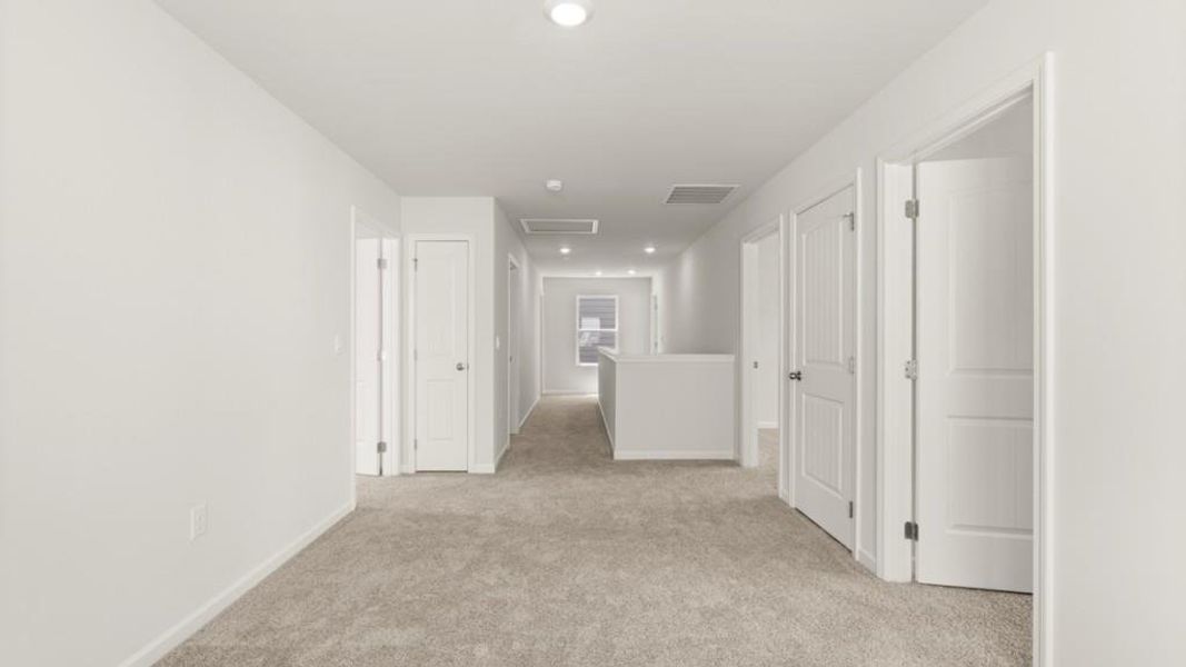 Spacious, unfurnished interior of a new home in Braselton Village, Braselton (Image 18).