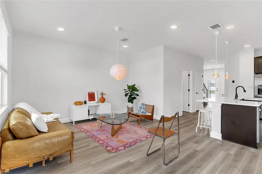 Furnished interior view inside a new home in , Winter Garden (Image 13).