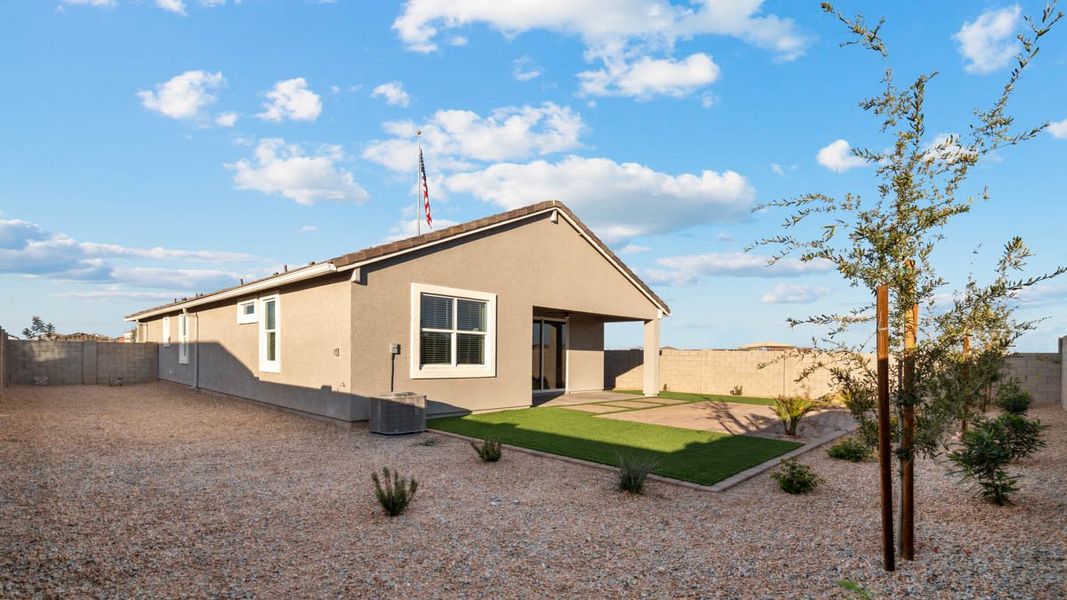 Representative exterior details of a home built from the Pelican by D.R. Horton in Upper Canyon, Phoenix (Image 4).