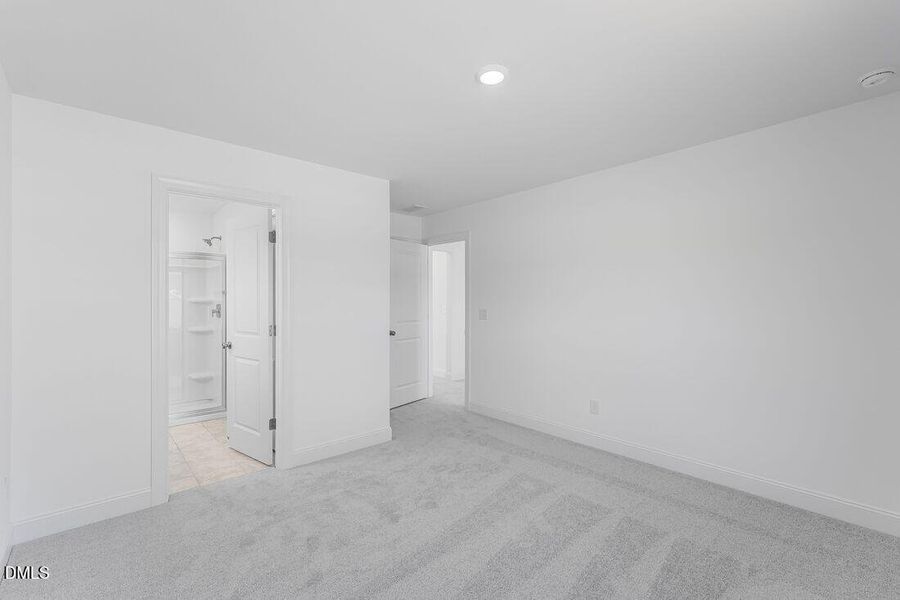 sheridan-master-bedroom