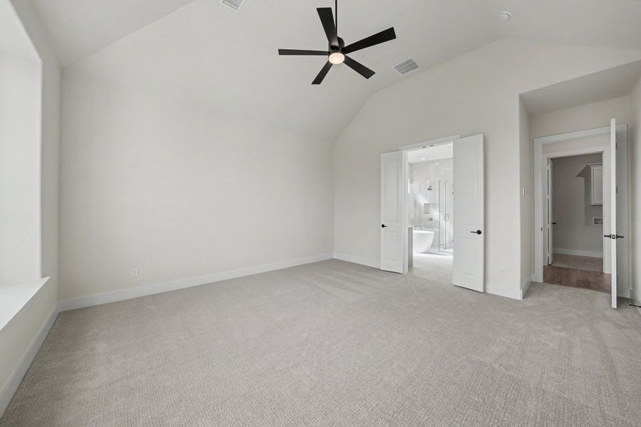 Spacious, unfurnished interior of a new home in Hillside Village, Celina (Image 28).