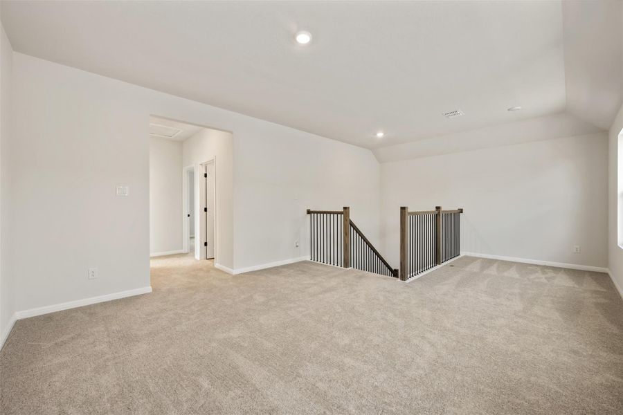 Spacious, unfurnished interior of a new home in Patterson Ranch, Georgetown (Image 39).