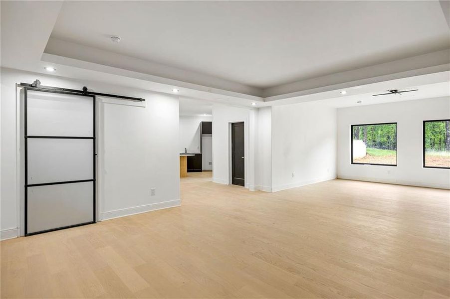 Spacious, unfurnished interior of a new home in , Alpharetta (Image 21).