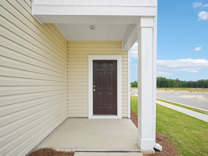 Representative exterior details of a home built from the Discovery by Starlight Homes in The Point, Rolesville (Image 22).
