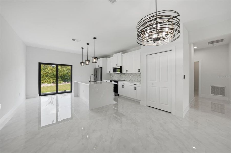 Image 41 of a home in .