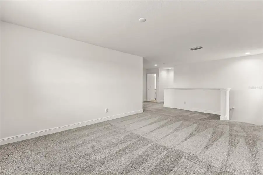 Spacious, unfurnished interior of a new home in , Groveland (Image 18).