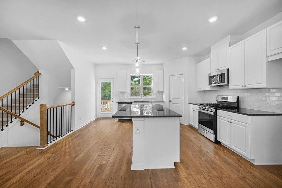 Furnished interior view inside a new home in Hampton Trace, Marietta (Image 13).