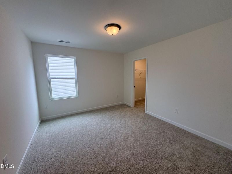 Spacious, unfurnished interior of a new home in Woodland Crossing, Zebulon (Image 23).