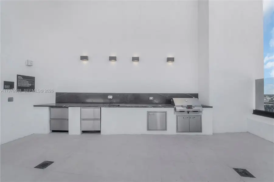 Image 60 of a home in .