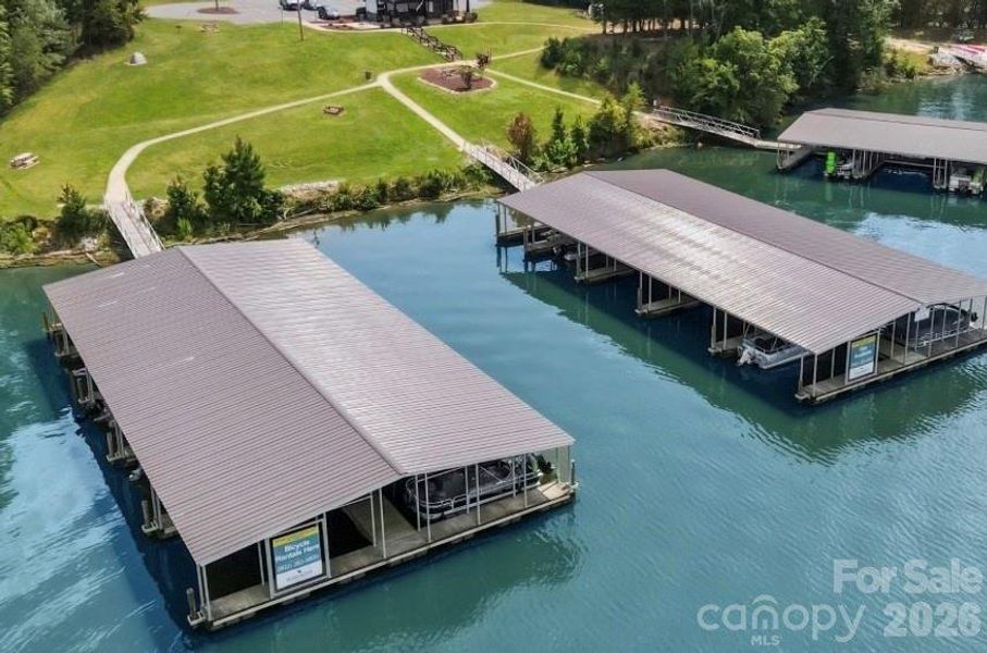 Marina at Fishing Creek Lake