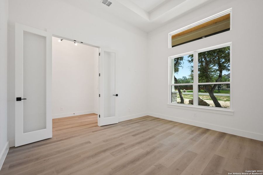 Image 15 of a home in .