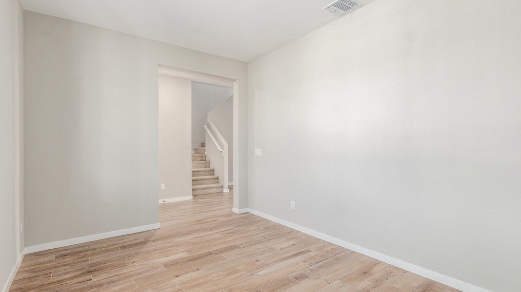 Spacious, unfurnished interior of a new home in Windstone Ranch North, Surprise (Image 6). Spacious, unfurnished interior of a new home in Windstone Ranch North, Surprise (Image 6).