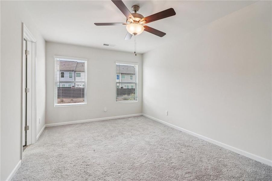 Spacious, unfurnished interior of a new home in Cambridge at Towne Center, Hoschton (Image 26).
