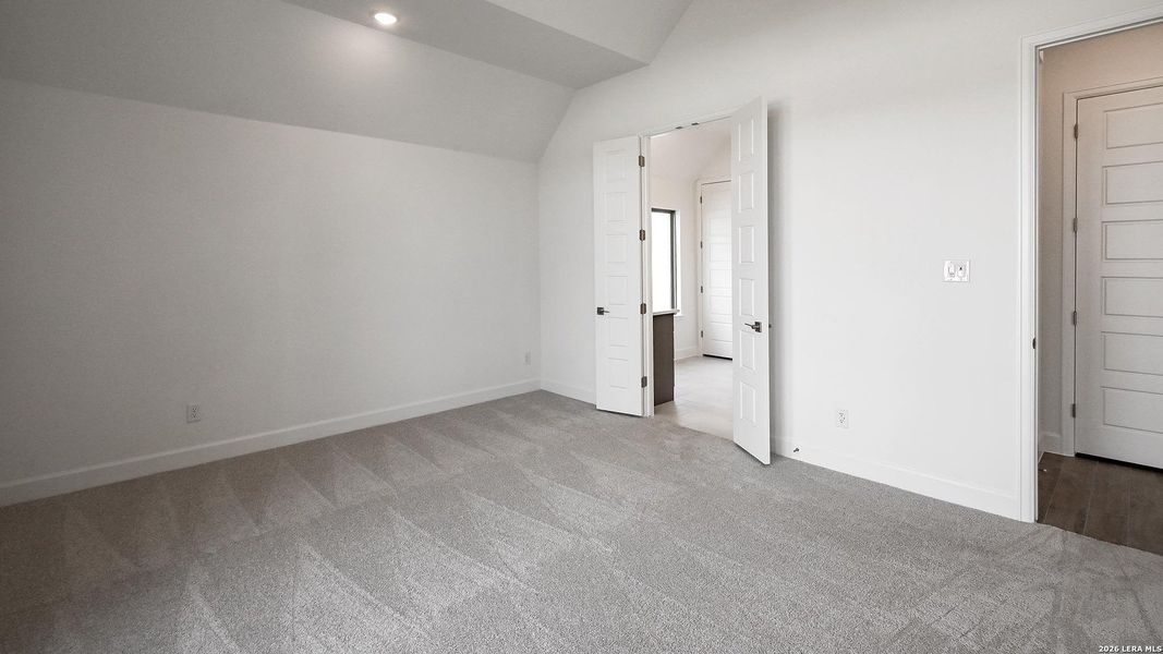 Spacious, unfurnished interior of a new home in Cibolo Valley Heights, Cibolo (Image 25). Spacious, unfurnished interior of a new home in Cibolo Valley Heights, Cibolo (Image 25).
