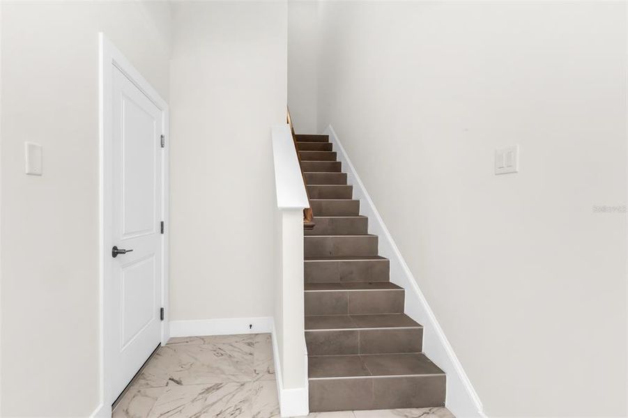 Spacious, unfurnished interior of a new home in , Punta Gorda (Image 23).