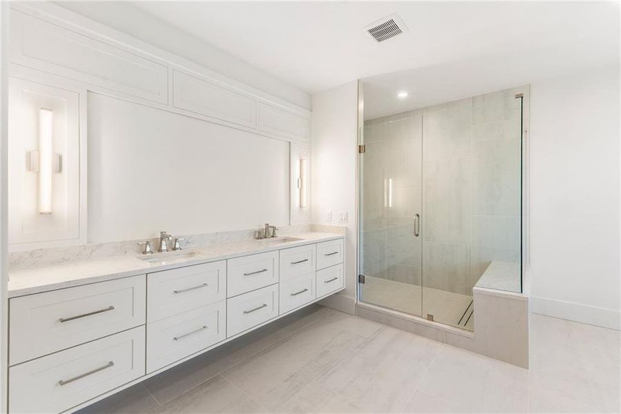 Furnished interior view inside a new home in , Alpharetta (Image 49).