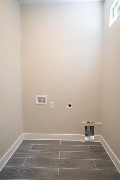 Spacious, unfurnished interior of a new home in , Snellville (Image 39).