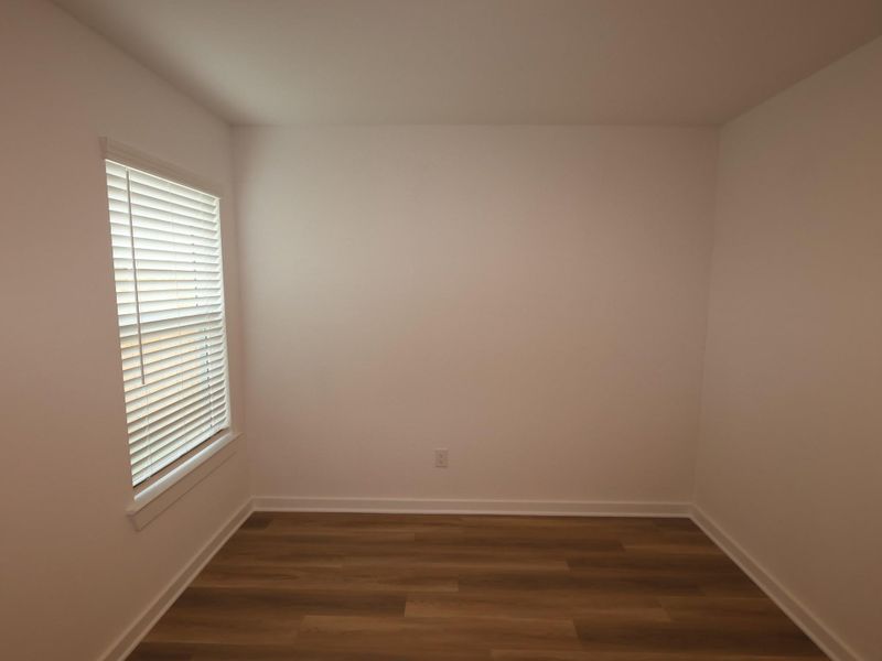 Spacious, unfurnished interior of a new home in Summerview, Fulshear (Image 8).