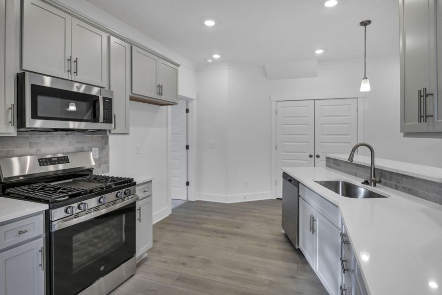 Furnished interior view inside a new home in Lake Carolina Townhomes, Columbia (Image 9).