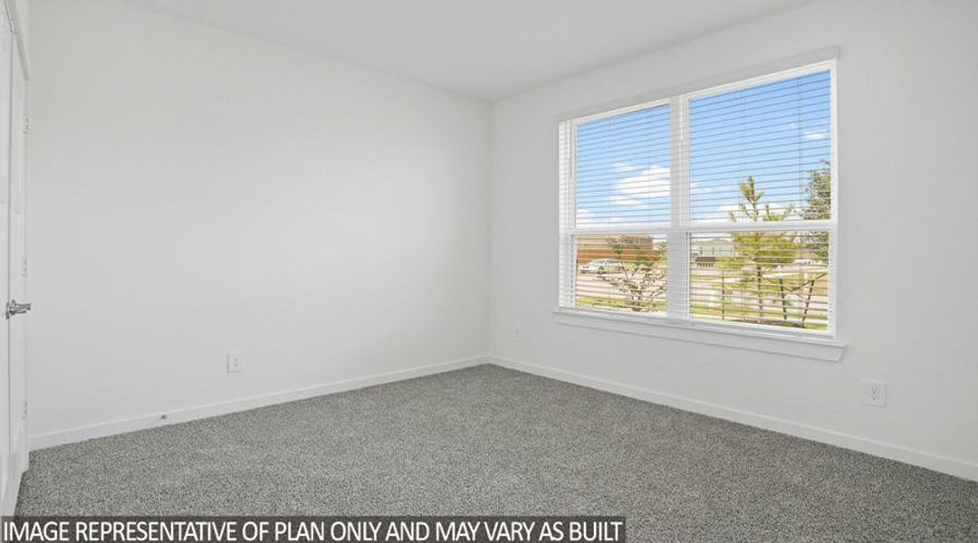 Spacious, unfurnished interior of a new home in Hills of Westlake, Conroe (Image 12).