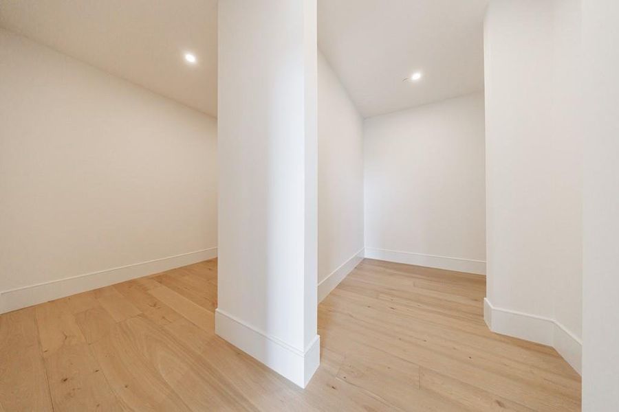 Spacious, unfurnished interior of a new home in The Dillon Buckhead, Atlanta (Image 22).