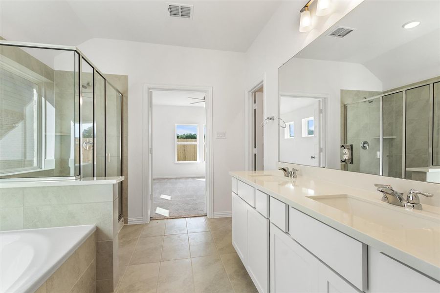 Furnished interior view inside a new home in The Woodlands Hills, Willis (Image 6).