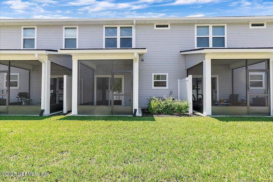 Exterior details and patio area of a home in , Jacksonville (Image 3).