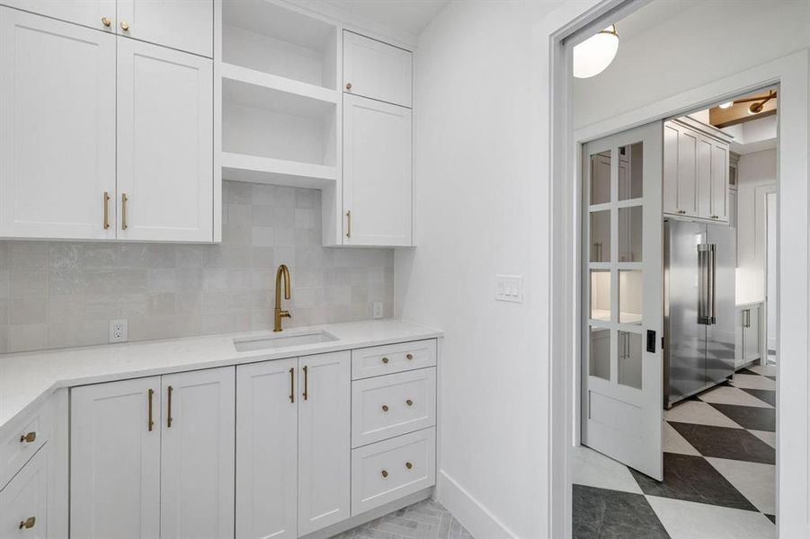 Furnished interior view inside a new home in , Gunter (Image 28).