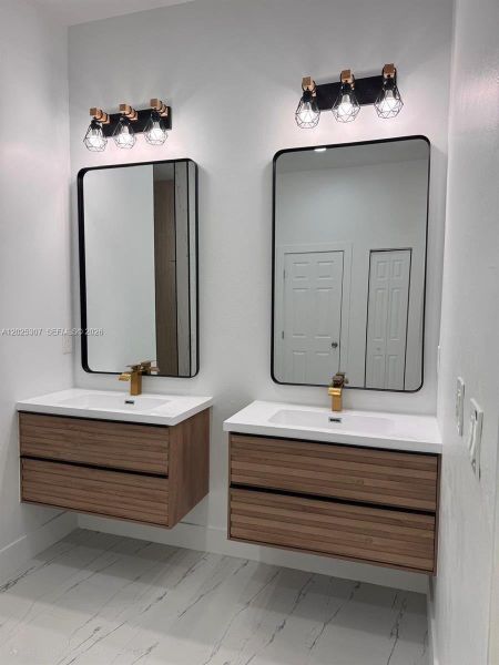 Furnished interior view inside a new home in , Lehigh Acres (Image 6).