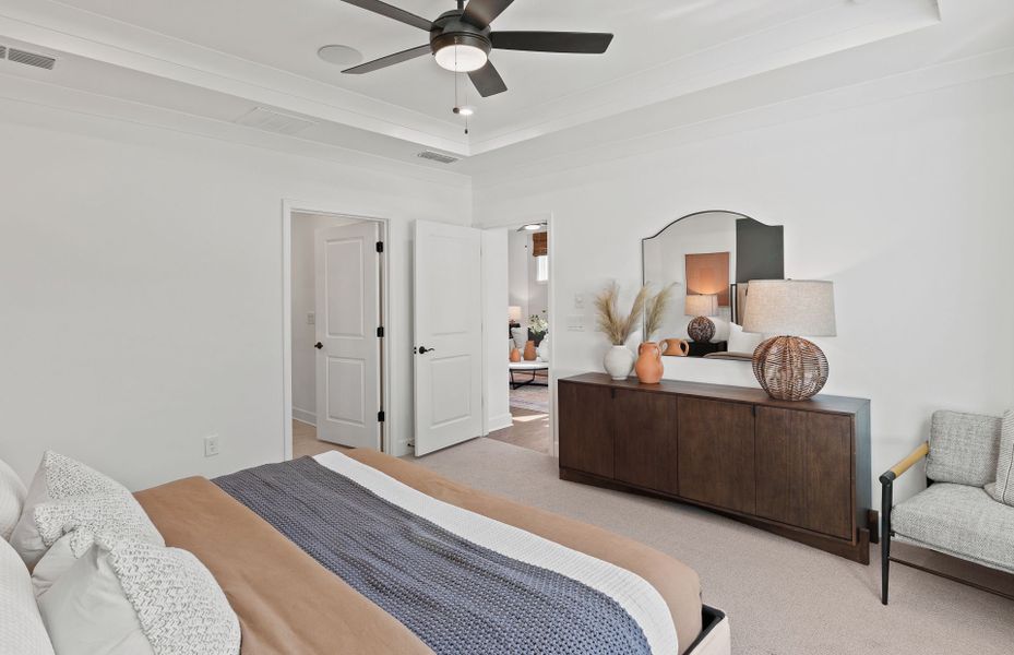 Representative furnished interior of a home built from the Hallmark by Del Webb in Del Webb Southern Oaks, Newnan (Image 15).