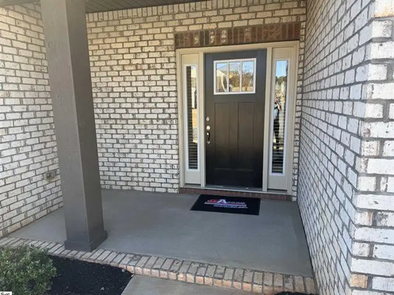 Exterior details and patio area of a home in Bracken Woods, Piedmont (Image 2).