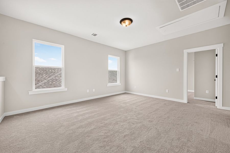 Spacious, unfurnished interior of a new home in Aldeana, Bonney (Image 42).