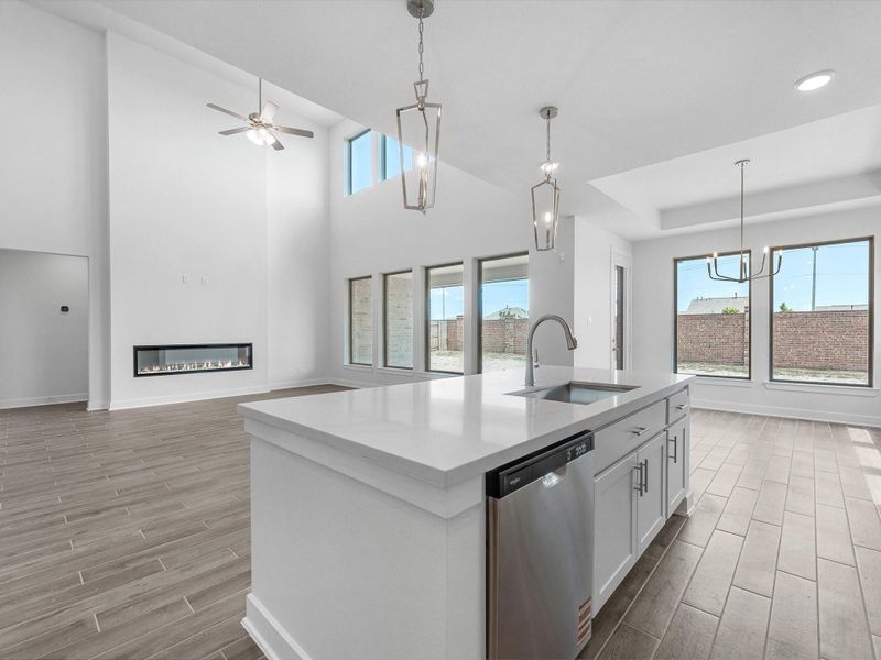 Furnished interior view inside a new home in Lago Mar, Texas City (Image 5).