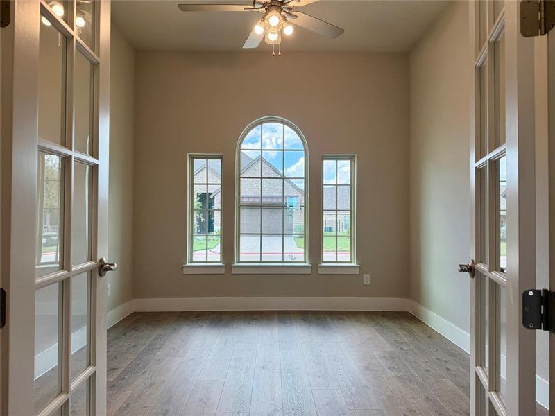 Spacious, unfurnished interior of a new home in Ladera at the Reserve, Mansfield (Image 9). Spacious, unfurnished interior of a new home in Ladera at the Reserve, Mansfield (Image 9).