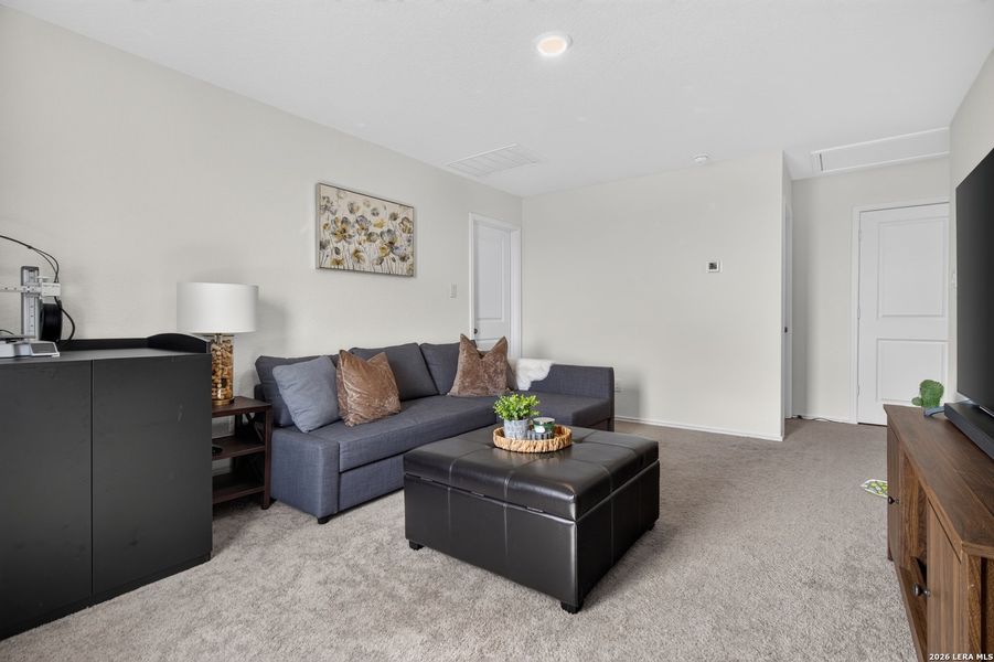 Furnished interior view inside a new home in Silos: Cottage, San Antonio (Image 16).