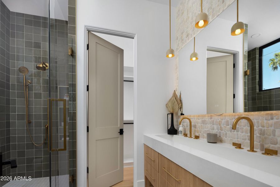 Secondary primary bath