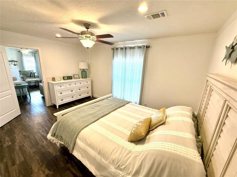 Furnished interior view inside a new home in , Sarasota (Image 9).