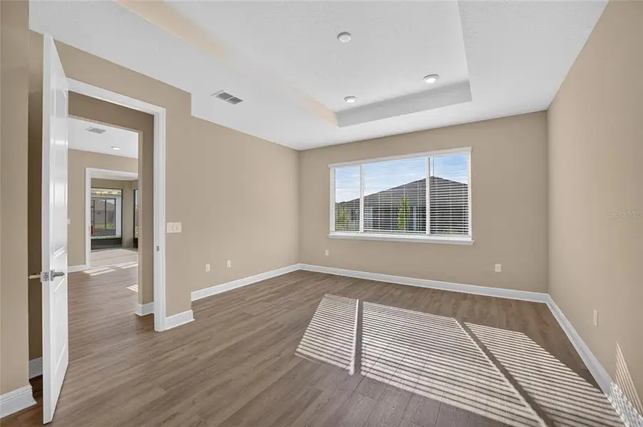 Spacious, unfurnished interior of a new home in , Ocala (Image 37).