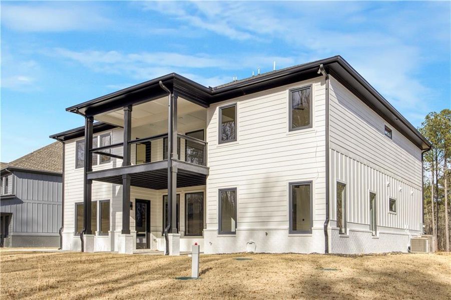 Exterior details and patio area of a home in , Auburn (Image 4).