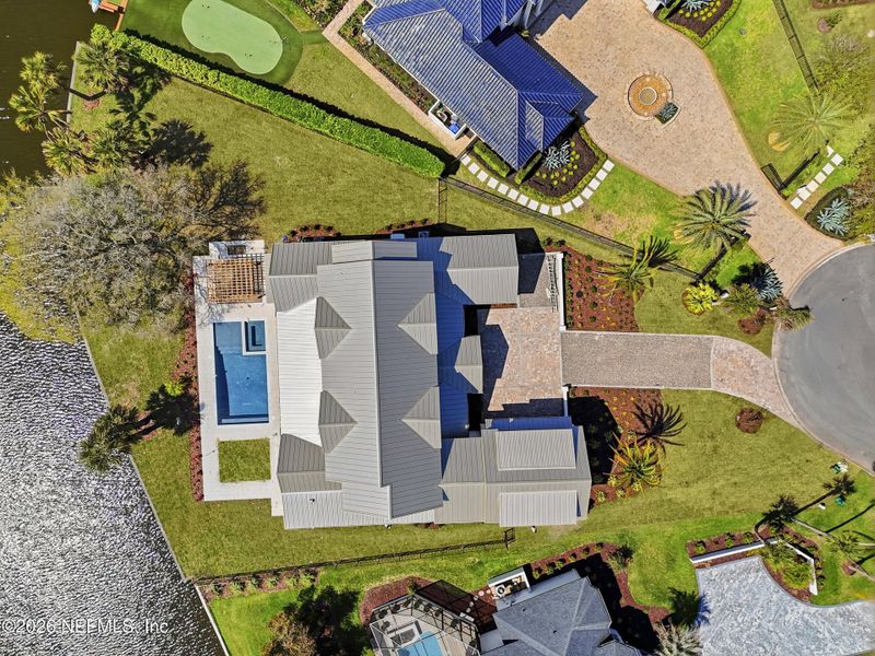 Image 81 of a home in .