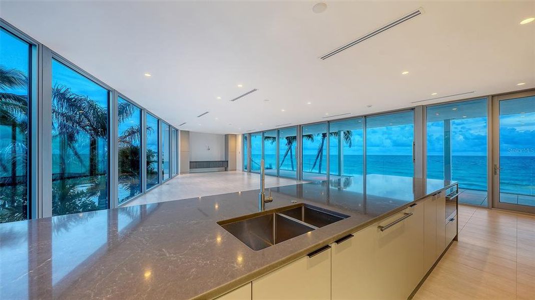 Community amenities in , Longboat Key (Image 42).