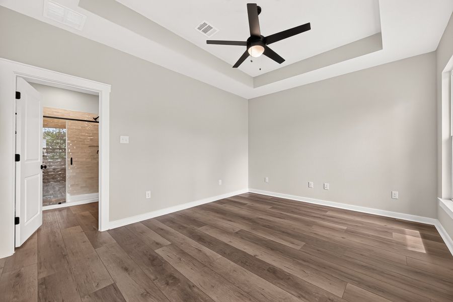 Spacious, unfurnished interior of a new home in Two Step Farm, Montgomery (Image 28). Spacious, unfurnished interior of a new home in Two Step Farm, Montgomery (Image 28).