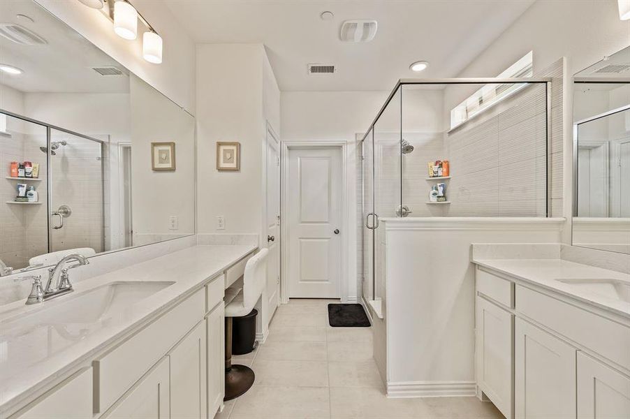 Furnished interior view inside a new home in , Garland (Image 13).